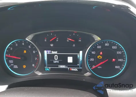 2018 Chevrolet Traverse Premier z USA, uszkodzony, nr VIN 1GNERKKW0JJ262418